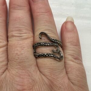 Elegant Silver snake Ring